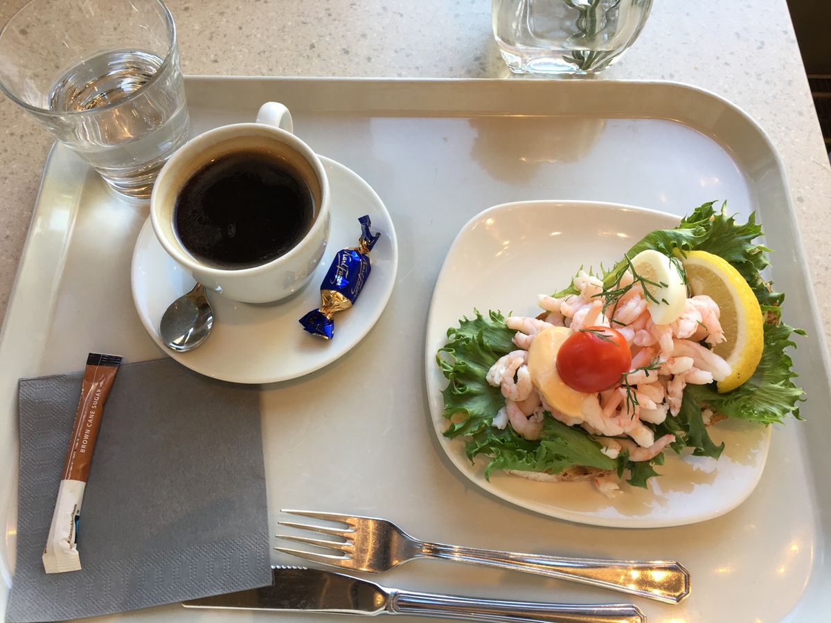 ヘルシンキの食！魚が美味しいのはとても嬉しい♪

1日1シャケでした🐟