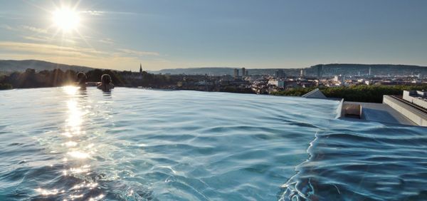 スイス・Zurich「7回目のミラノサローネー③」の写真：湖畔の周囲に市街が広がる素敵な街、チュー...