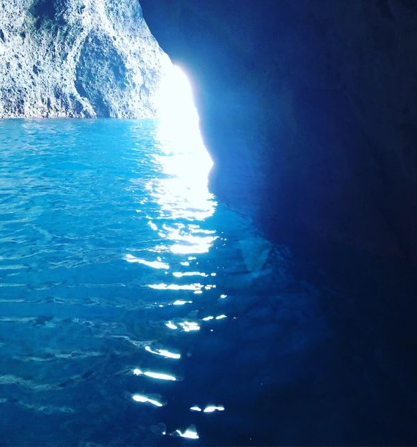 日本・札幌「札幌、小樽　息子と2人旅」の写真：青の洞窟クルーズ