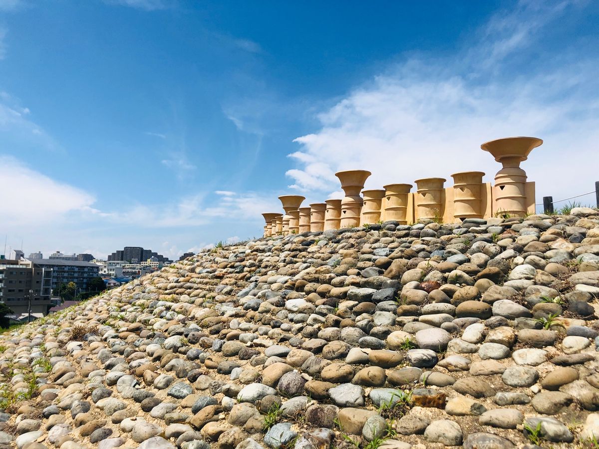 五色塚古墳2

しっかり前方後円墳！

青い空がぴったり！