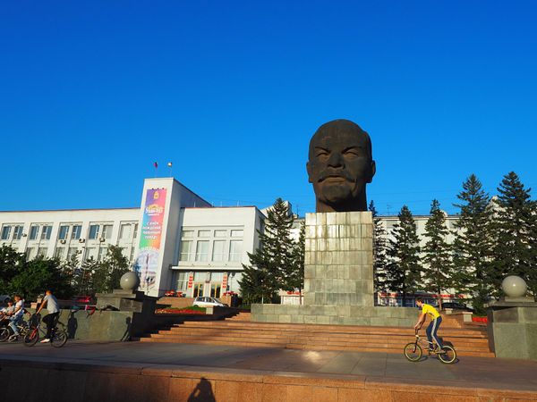 ロシア連邦・サハリン「シベリア弾丸旅行　サハリンからバイカル湖まで」の写真：ウランウデ
ウランウデはモンゴルとの国境...