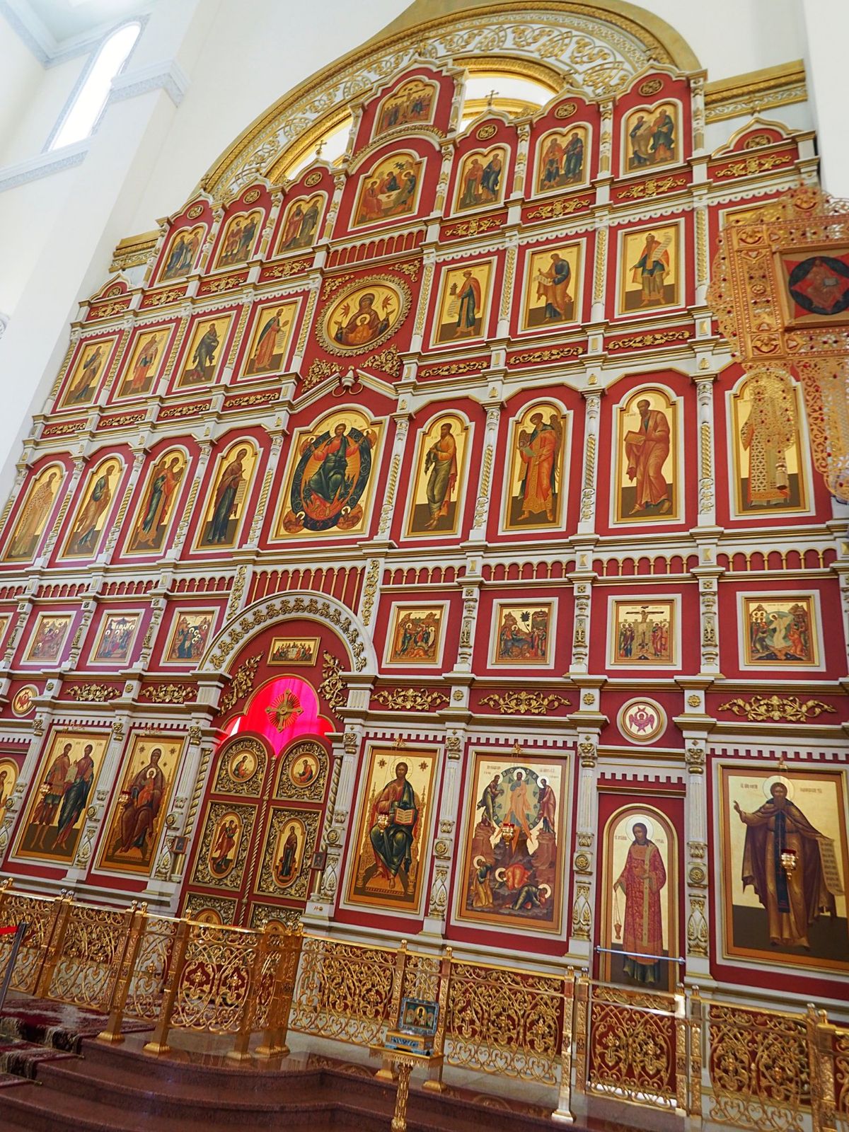 ハバロフスク
中国との国境にある人口60万の大きな街。
アムール川をサンセ...