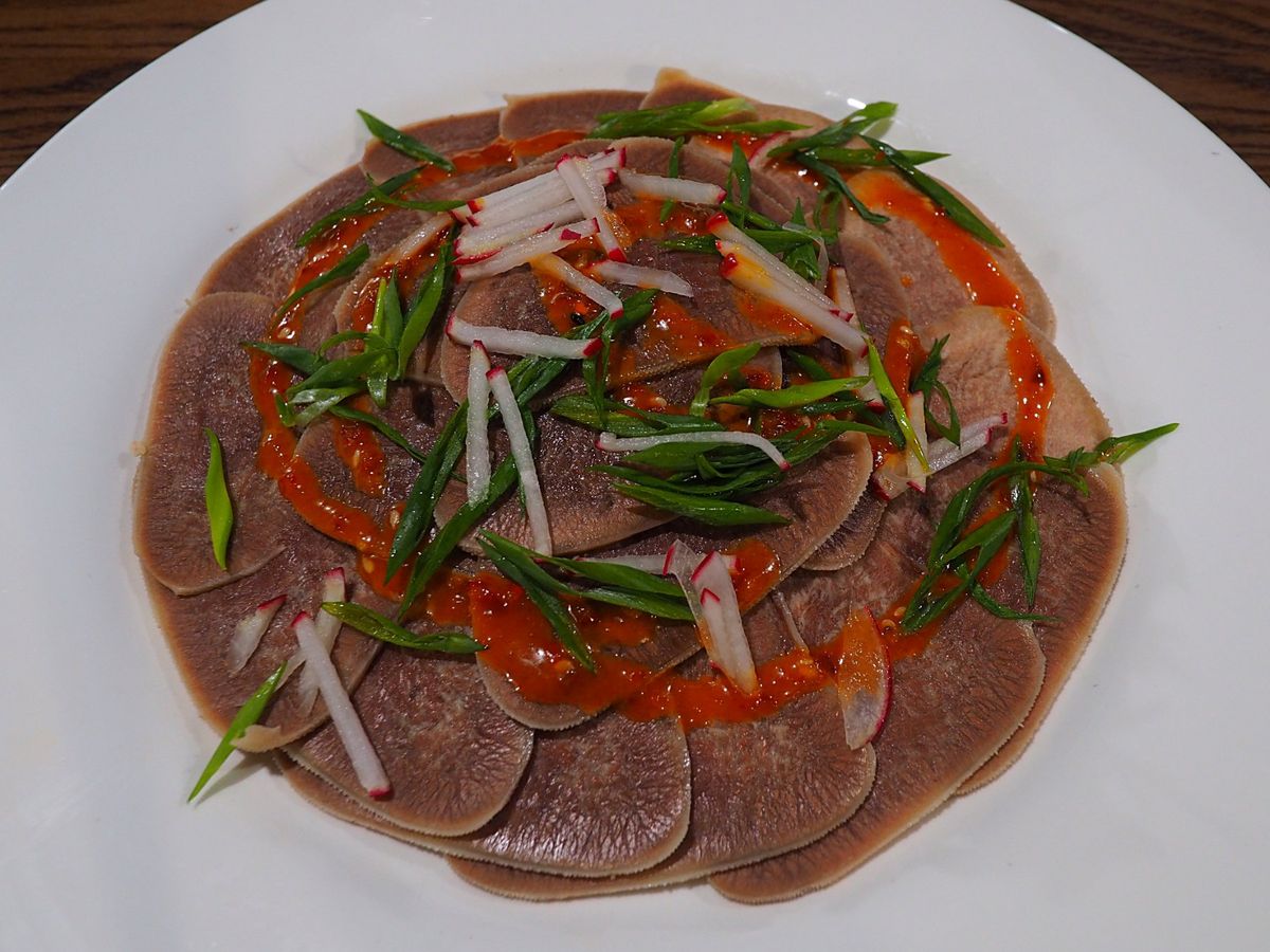 ウランウデ
ウランウデはモンゴルとの国境に近い街で、ロシア連邦を構成するブ...