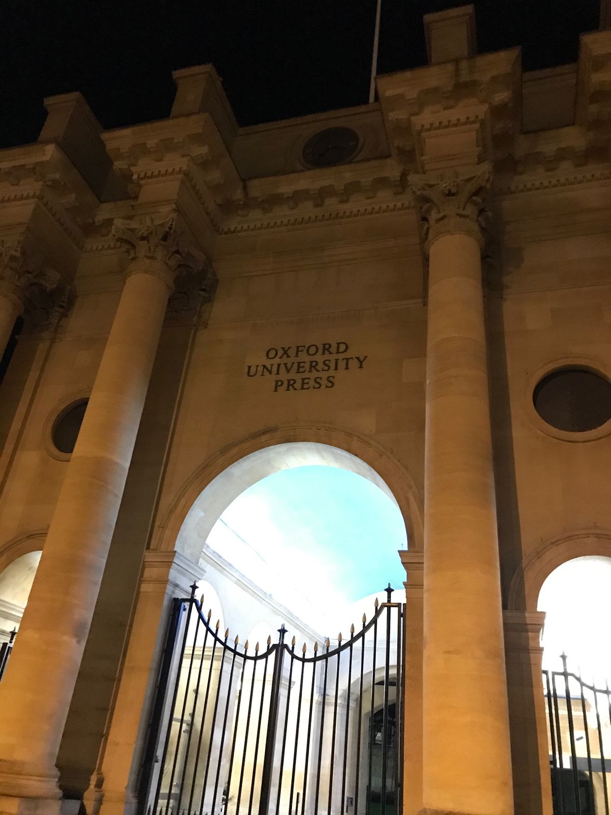 2020年1月
在英国日本国大使館、ケンブリッジ大学セルウィンカレッジ、T...