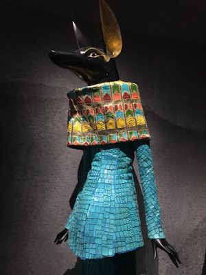 Dior展など