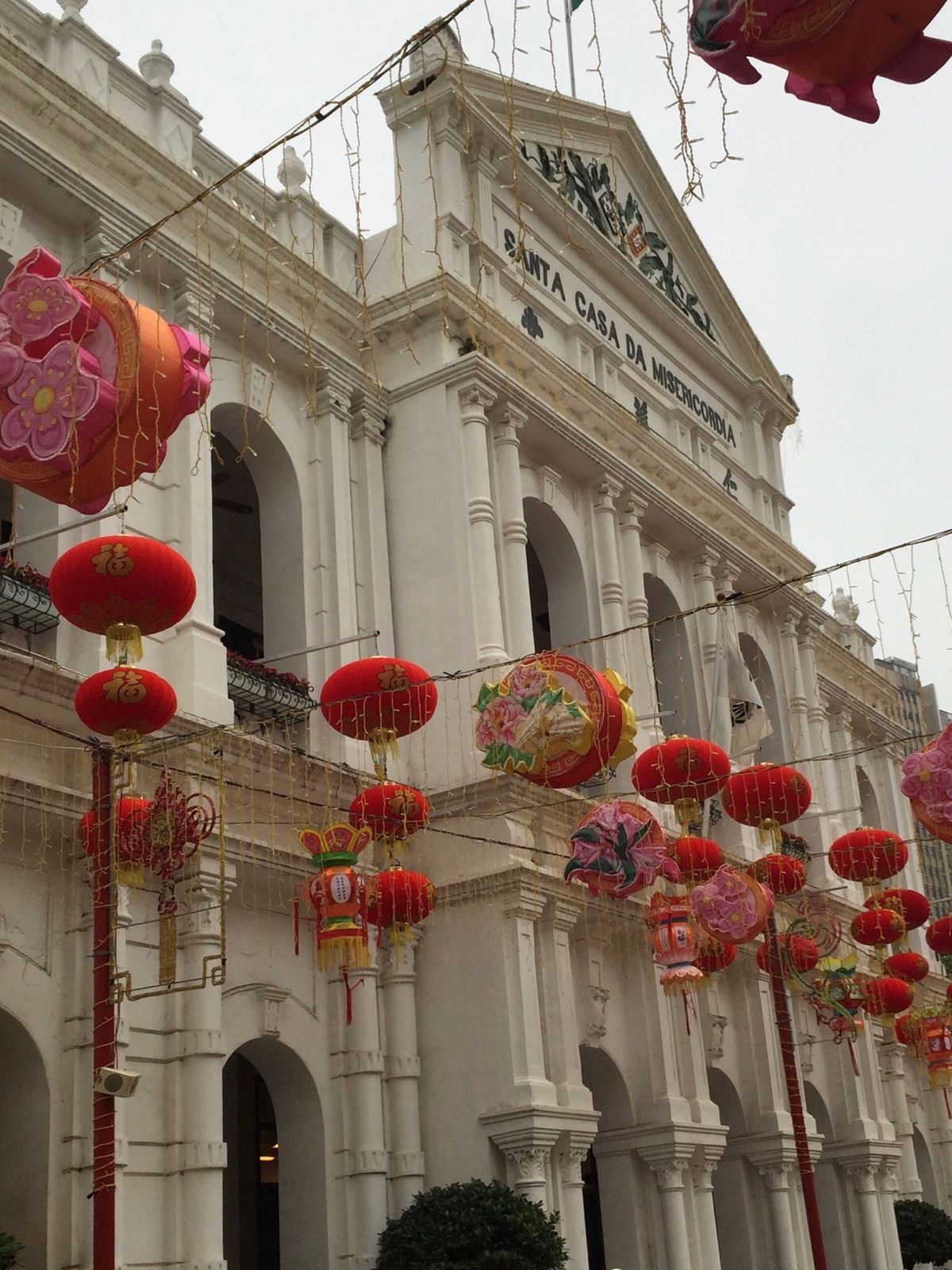 エッグタルト食べながら市内観光して、カジノも覗いてきました✨