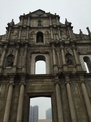 エッグタルト食べながら市内観光して、カジノも覗いてきました✨
