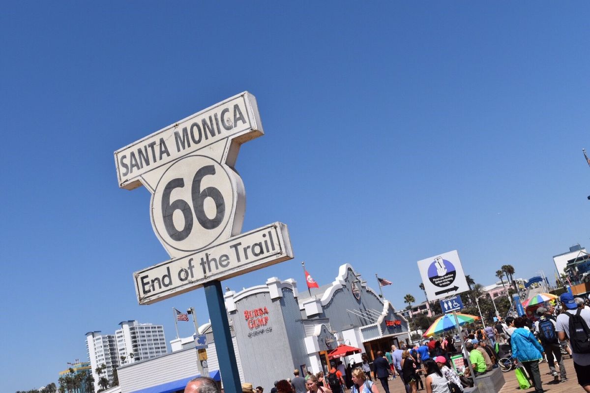 ディズニーランド60周年アニバーサリーに合わせて行ってきました✨