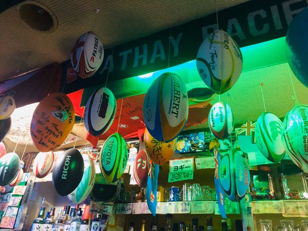 日本・大阪「3日目 大阪・なんば」の写真：FIJI BAR2

留学中おせわになっ...