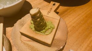 鯛めし 銀○(ぎんまる)さんでご飯🍚

魚介・海鮮料理のお店で鯛めしが一番...