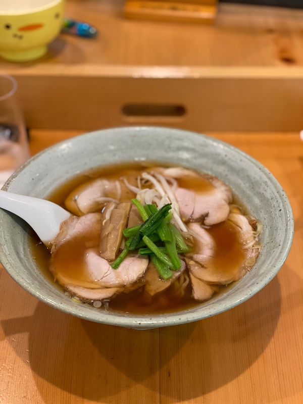 日本・東京都「KEIKOKU GLAMPING TENT」の写真：たちばな家のしょうゆラーメン

さっぱり...