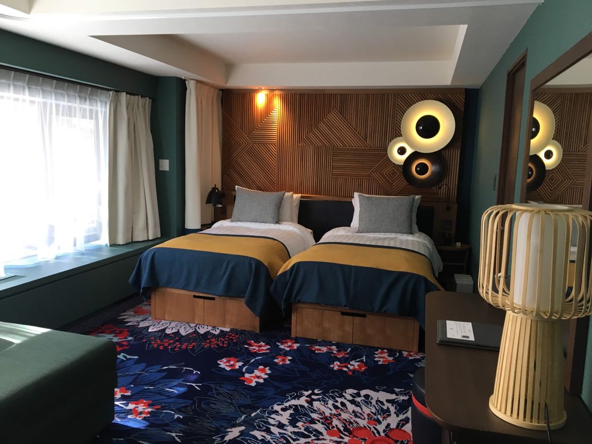 パウダースノーでボードしたり夜はダンスしたりお腹いっぱい美味しいものたべた✨