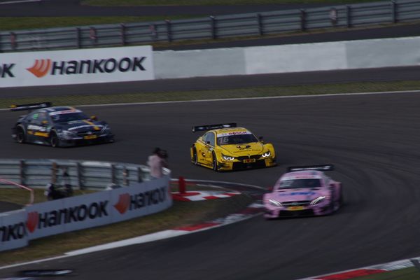 ドイツ・フランクフルト「ドイツ3回目　DTMレース観戦」の写真：2日に渡ってDTMレース観戦！
パドック...