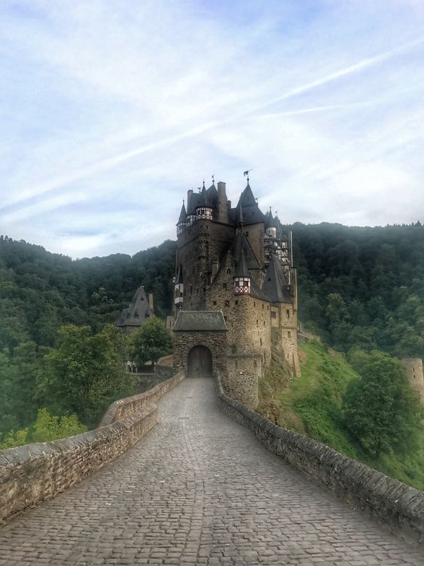 ドイツ・フランクフルト「ドイツ4回目　」の写真：エルツ城