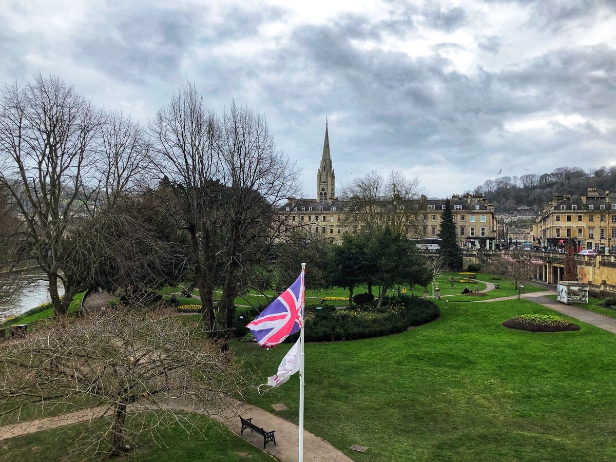 ストーンヘンジ　バース