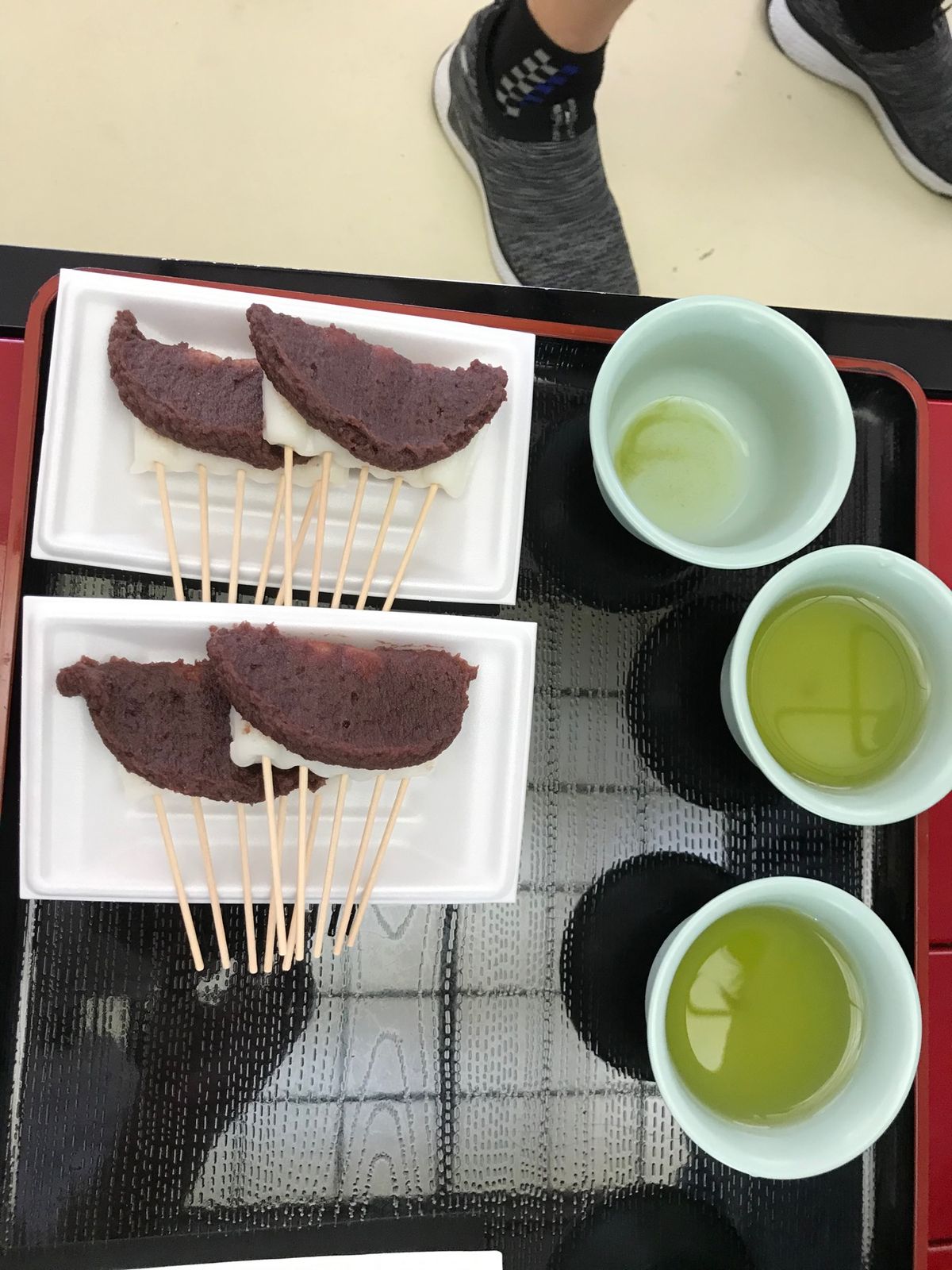 厄除けダンゴ，カキ氷美味しいですよー