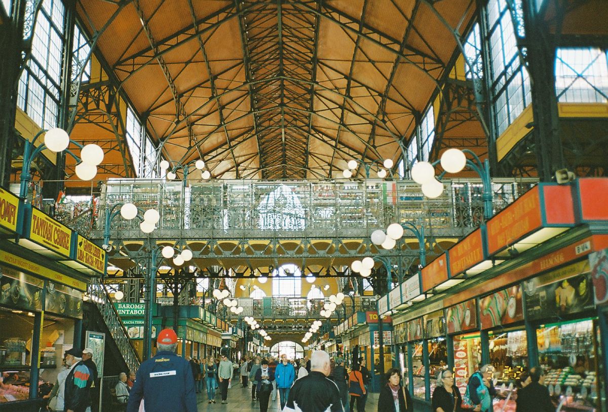 ブダペスト中央市場①
