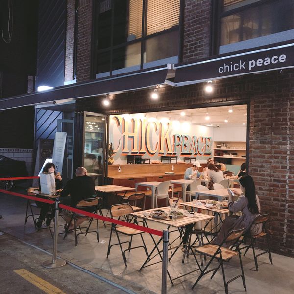 大韓民国 (韓国)・カロスキル「2019.05」の写真：Chickpeace: サラダデリカフェ