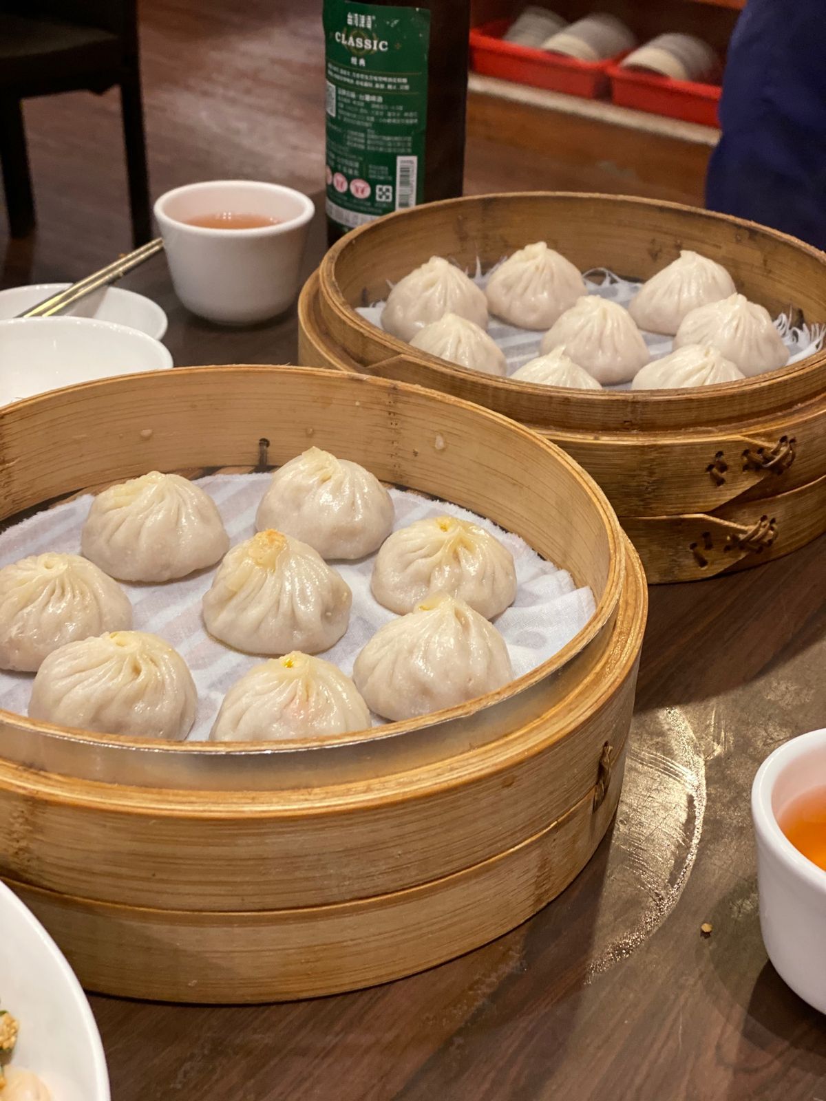 明月湯包と士林夜市のてっぱんかき氷　辛發亭