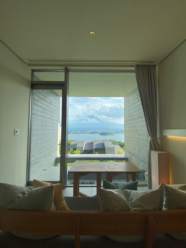 日本・星のや「星のや 富士」の写真：部屋から富士山がど真前、、！
素晴らしい...