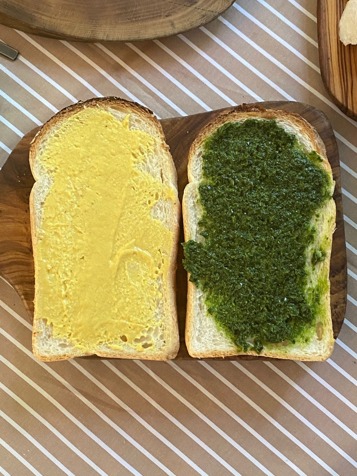 サンドイッチを森の中で作るの巻

まな板に虫がいても気にならない森の魔法