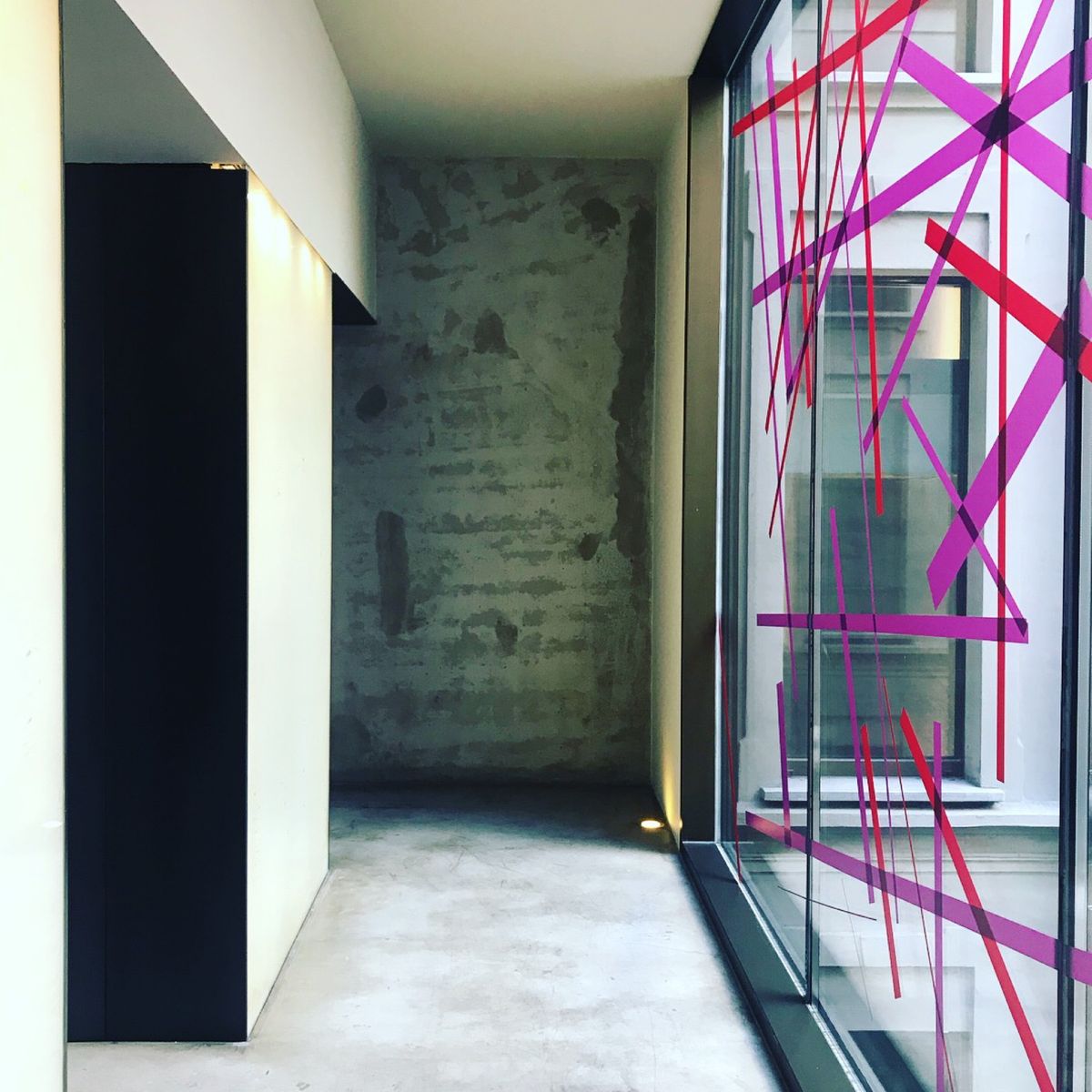 彩りのある平和なミラノ。