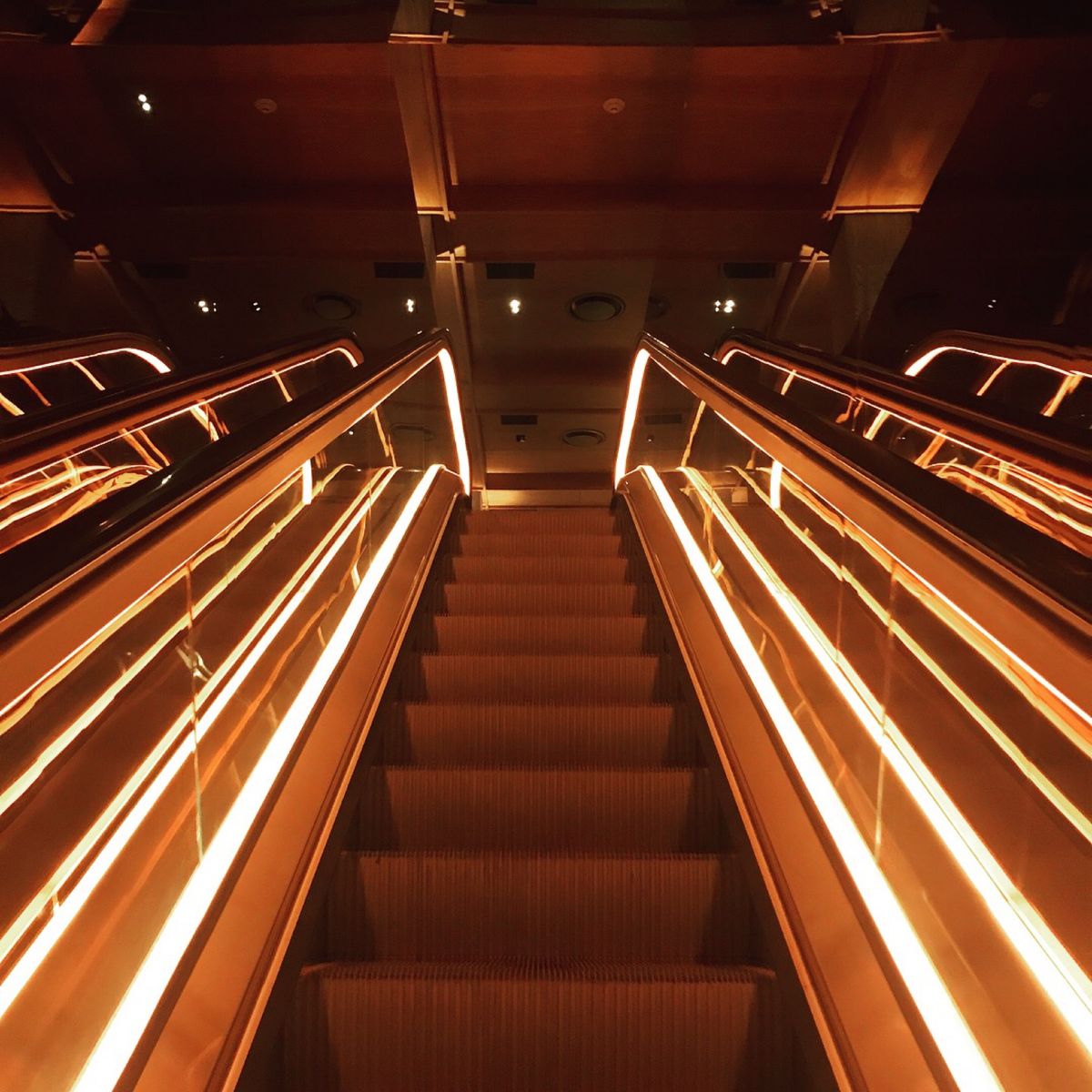 何度来てもニューヨークは面白いな〜。ホテル周辺は妹島さんが建築を手掛けたm...