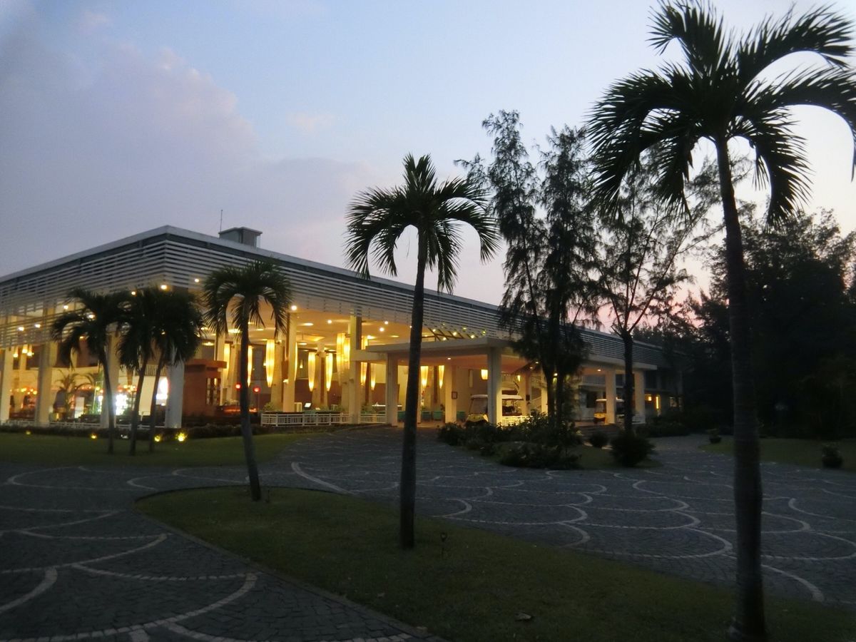 マイルじゃなくてeJALポイントを使い、突発的に2泊4日でベトナム・ダナン...