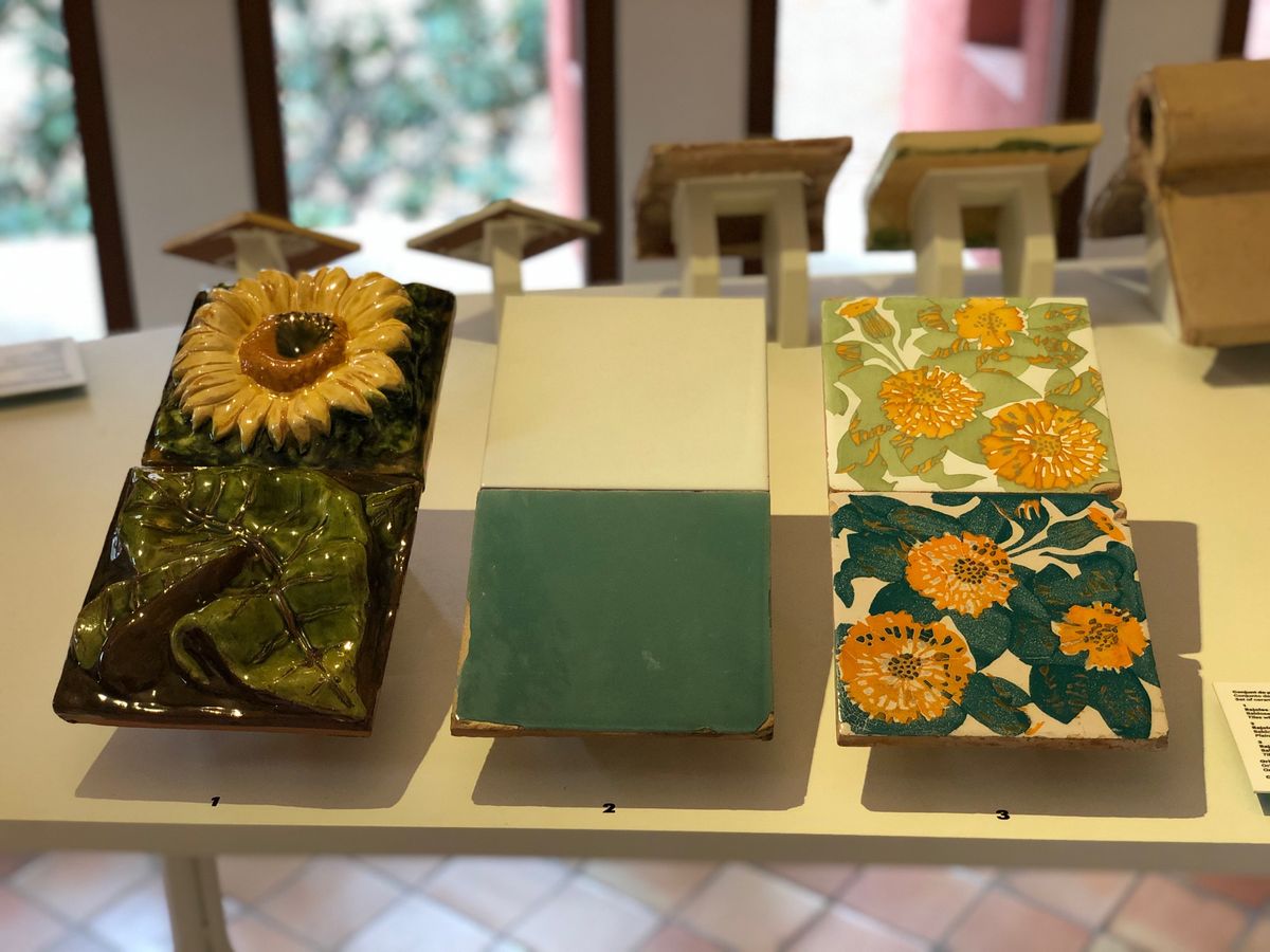 カサ・ビセンス
マリーゴールドのタイル可愛すぎる🧡