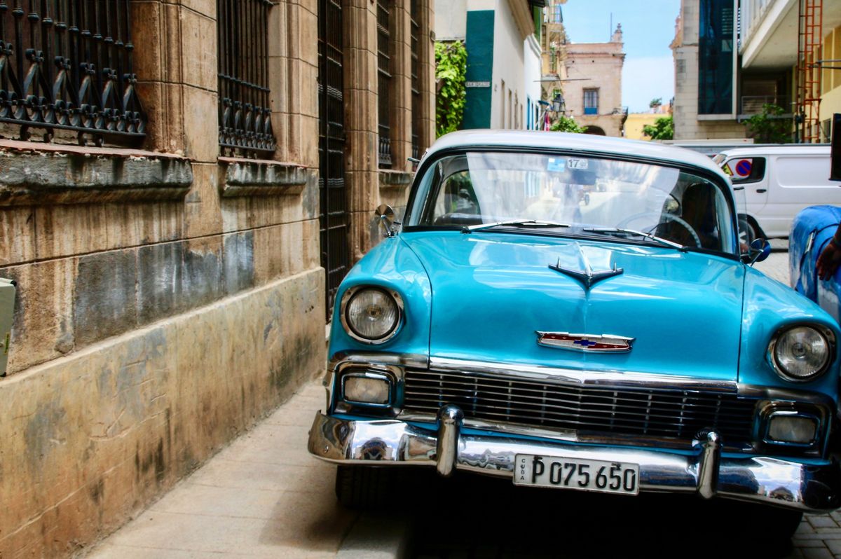 ①キューバ行ってきました！
メキシコから✈️飛んだんだけど離陸と着陸の時に...