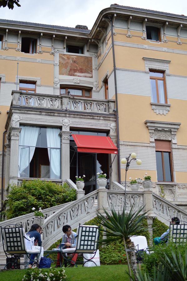 イタリア・ミラノ「ミッレミリア出場の旅」の写真：車検が終わったらガルーダ湖、湖畔にあるホ...