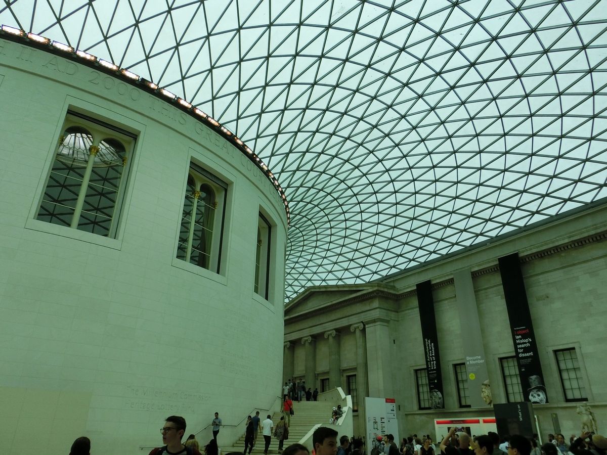 大英博物館🇬🇧

ミイラが…ミイラが…！レントゲン画像まで…！！

4枚目...