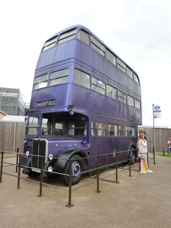 イギリス(英国)・ロンドン「ロンドン旅行」の写真：ハリーポッタースタジオツアー⑤

ナイト...