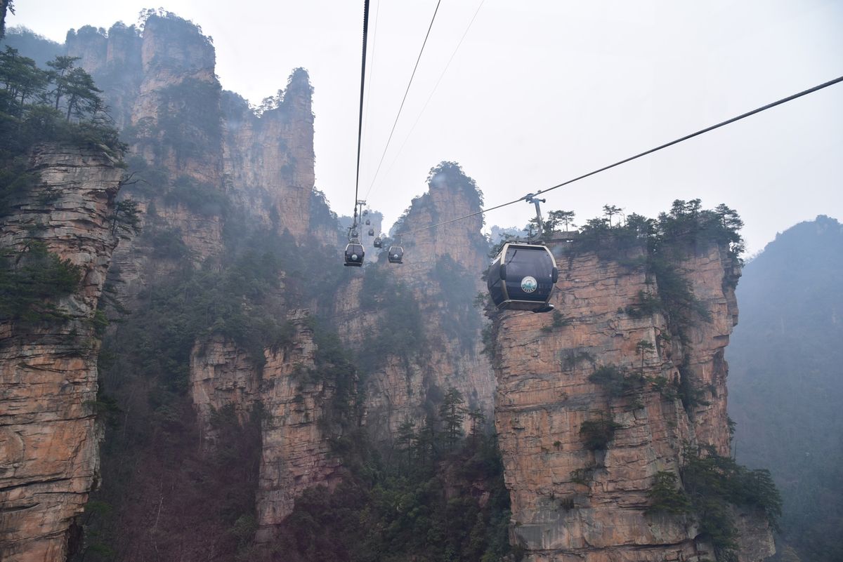 滞在した4日間に晴れることはありませんでしたが、雨の日にしか見れない風景に...