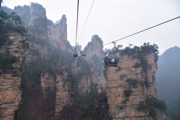 中国「張家界〜山水画の世界へ〜」の写真：滞在した4日間に晴れることはありませんで...