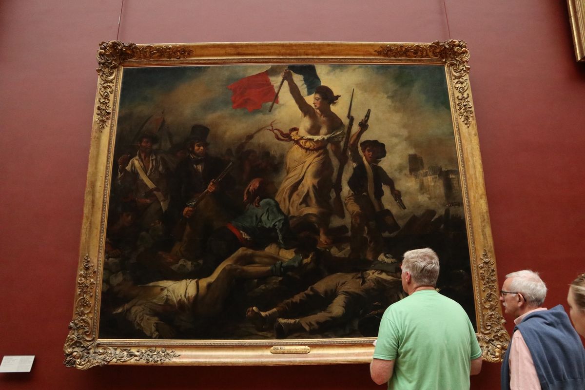 1）世界遺産ルーブル美術館
2）ルーブル美術館所蔵　サモトラケのニケ
3）...