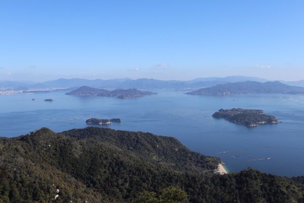 日本・宮島「「広島の旅」」の写真：１〜４）世界遺産弥山