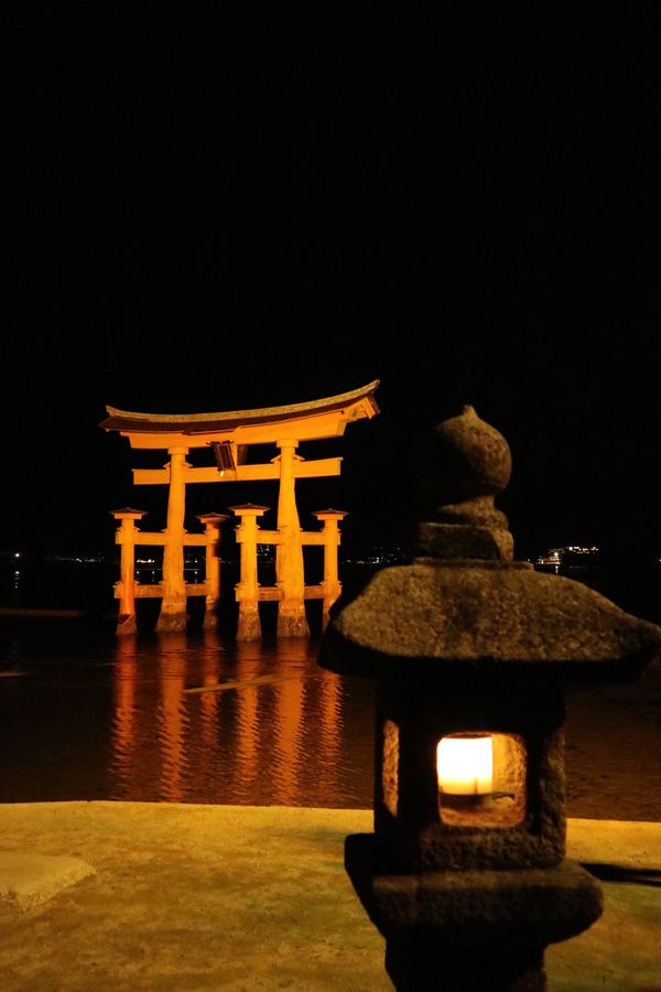 日本・宮島「「広島の旅」」の写真：１〜４）世界遺産厳島神社