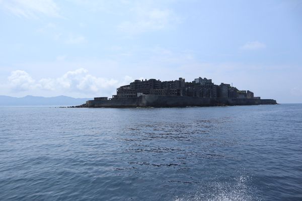 日本・長崎「「長崎の旅」」の写真：１〜４）世界遺産端島(軍艦島)