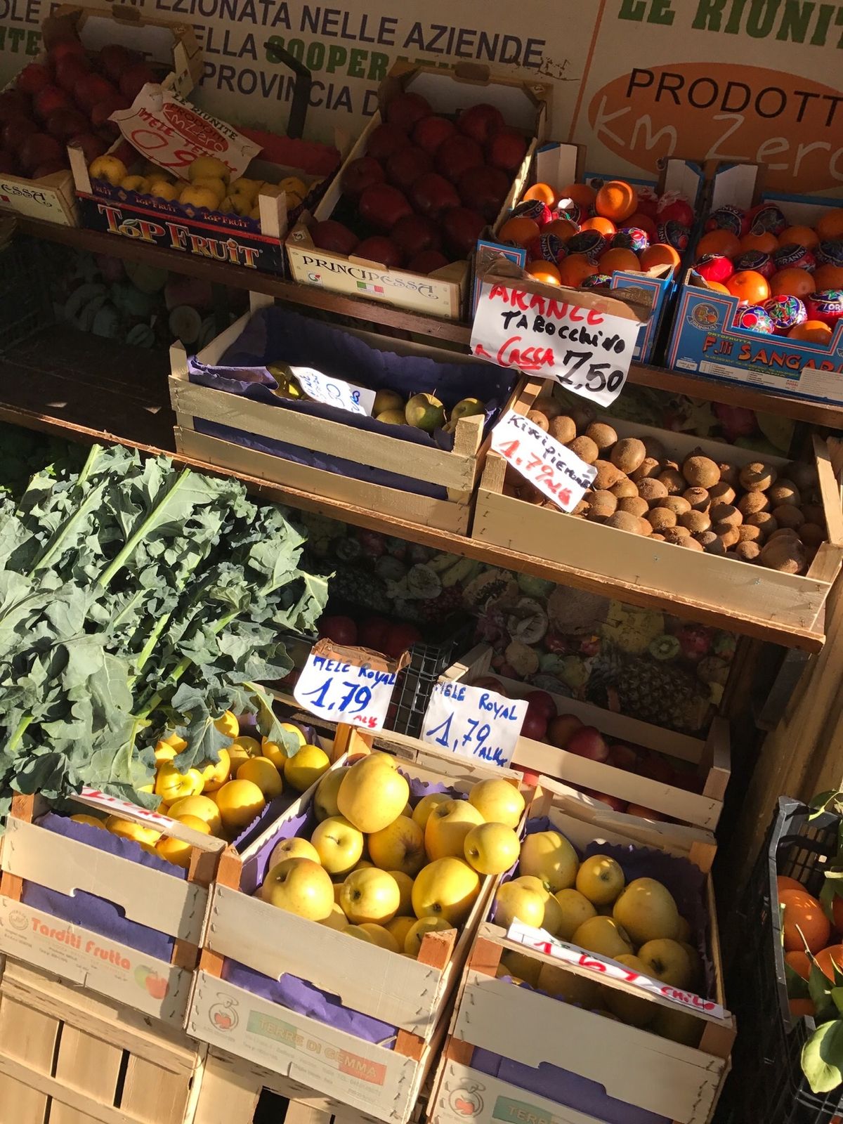 イタリア語しか通じないような素朴な街です。