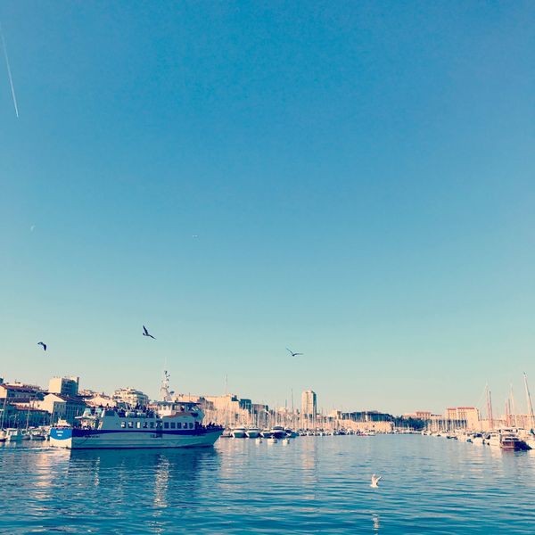 フランス・マルセイユ「My first Cruise trip-3」の写真：今でも写真からあの時の喧騒や朝の街の香り...