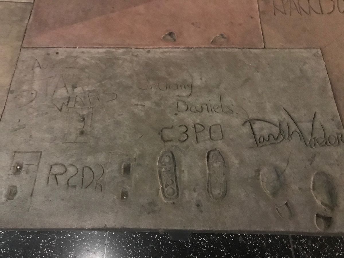 ディズニーのスターウォーズ ライズ オブ レジスタンスに参加出来た人に「俺...