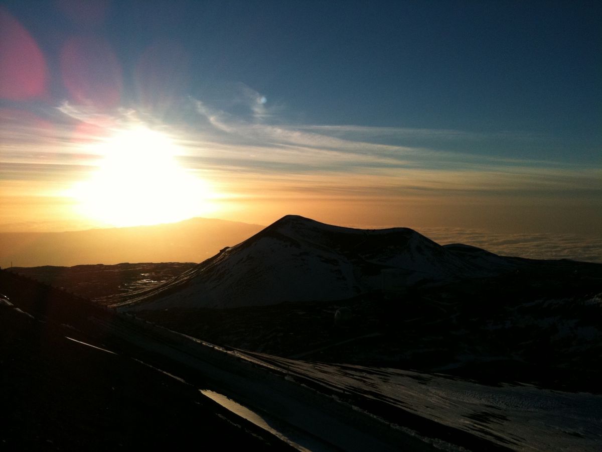 １〜４）マウナケア山頂日の出ツアー