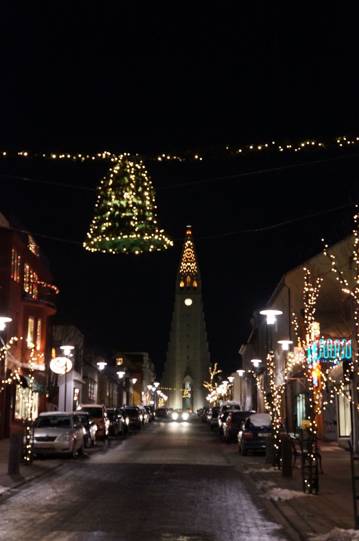 １〜４）レイキャビクの街並み