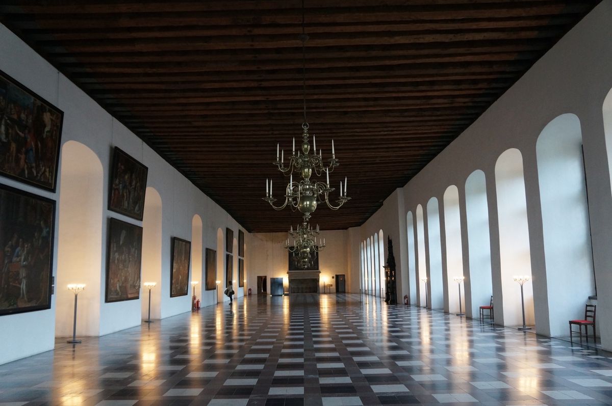 １〜４）世界遺産クロンボー城　内観