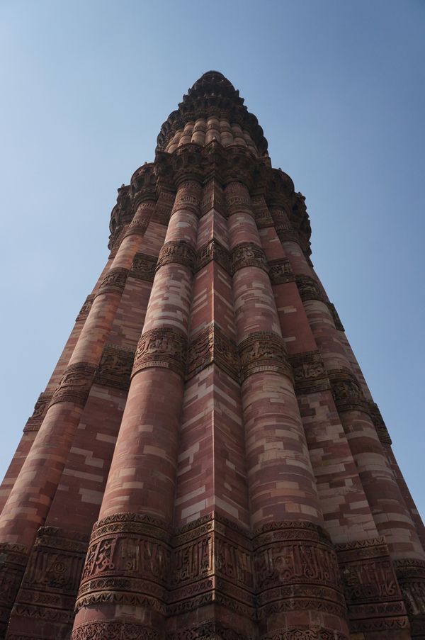 インド・デリー「「インドの旅」」の写真：１〜４）世界遺産クトゥブミナール