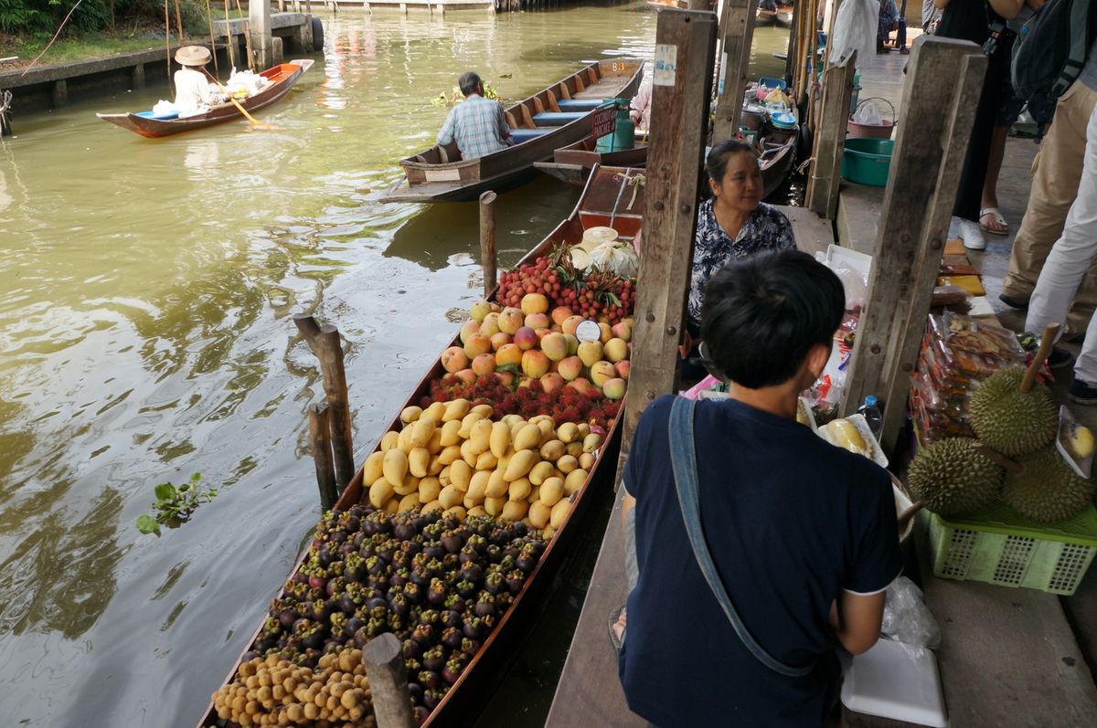 １〜４）バンコクの水上マーケット
