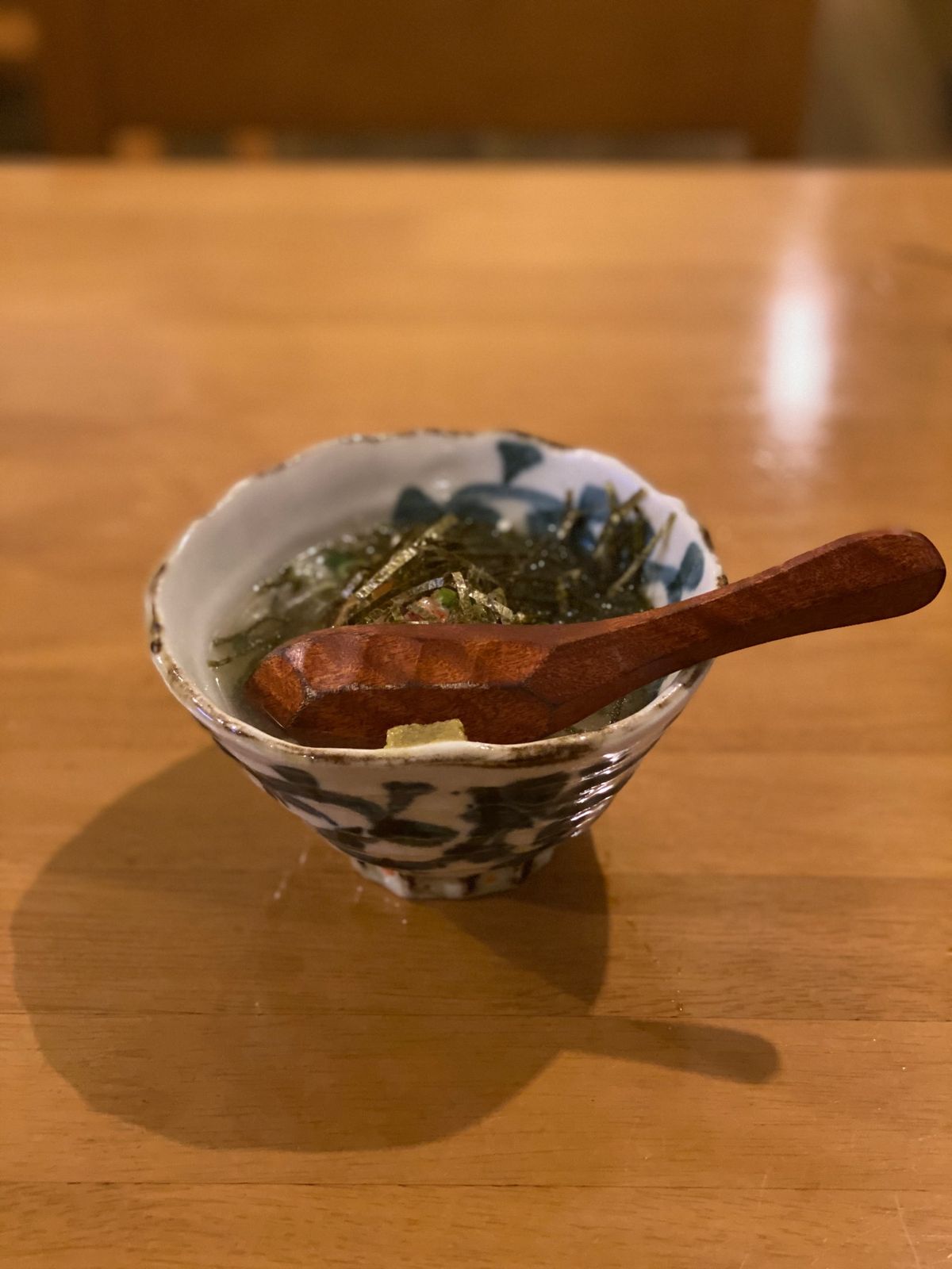 撮影の前に『瑚庵』さんで夕食

八丈島ネリ、明日菜の天ぷら、八丈島の魚。
...
