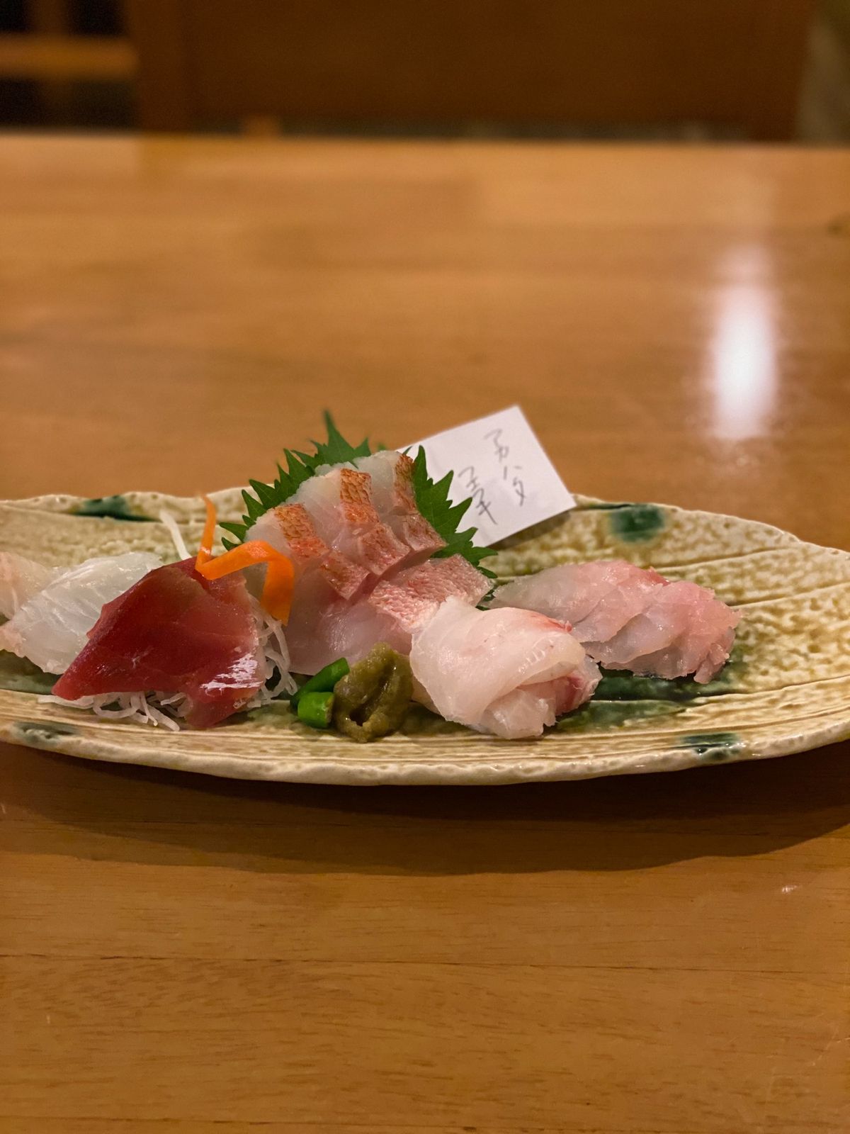 撮影の前に『瑚庵』さんで夕食

八丈島ネリ、明日菜の天ぷら、八丈島の魚。
...