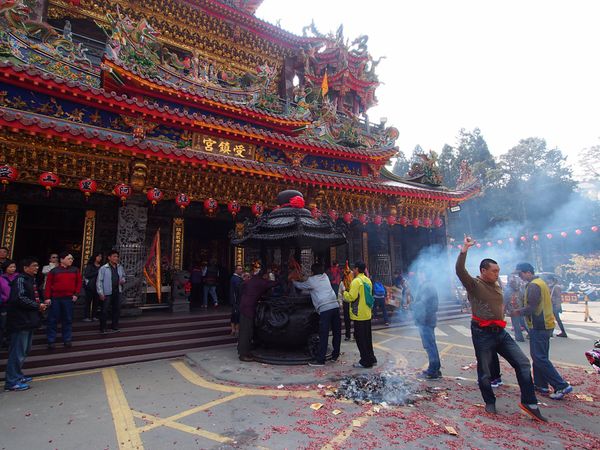 台湾・嘉義「台湾　御来光を拝みに阿里山へ」の写真：阿里山森林遊楽区のそばにある寺に来てみる...